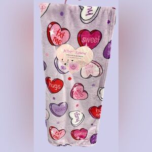 Betsey Johnson Plush Throw Lavender Sweethearts Valentines 50x70 NEW NWT